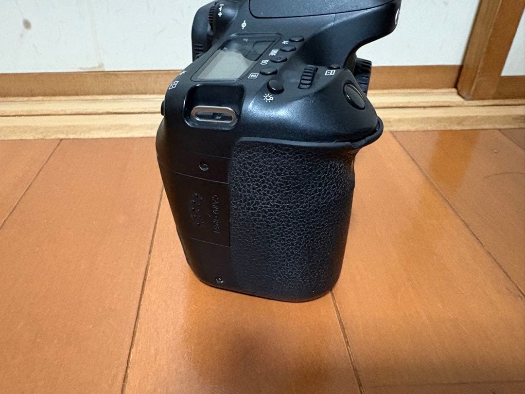 Canon EOS 80D デジタル一眼レフカメラ