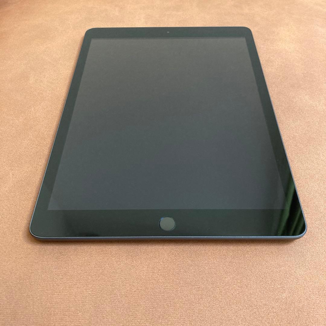 1162 電池ほぼ新品☆比較的美品☆iPad7第7世代32GB WIFIモデル☆