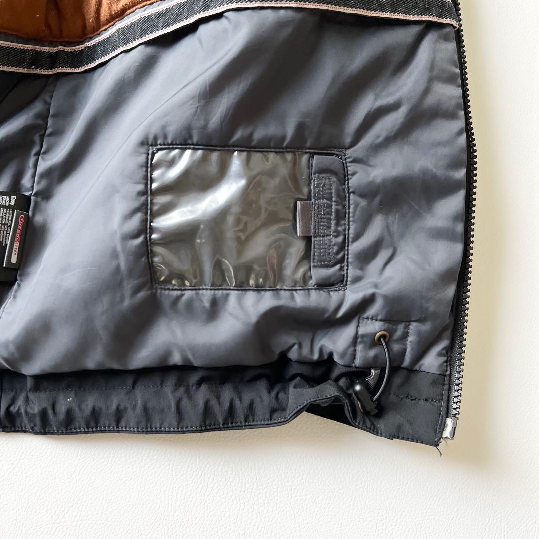 3309 バートン　ジャケット ゴアテックス スノボウェア メンズ 無地 黒