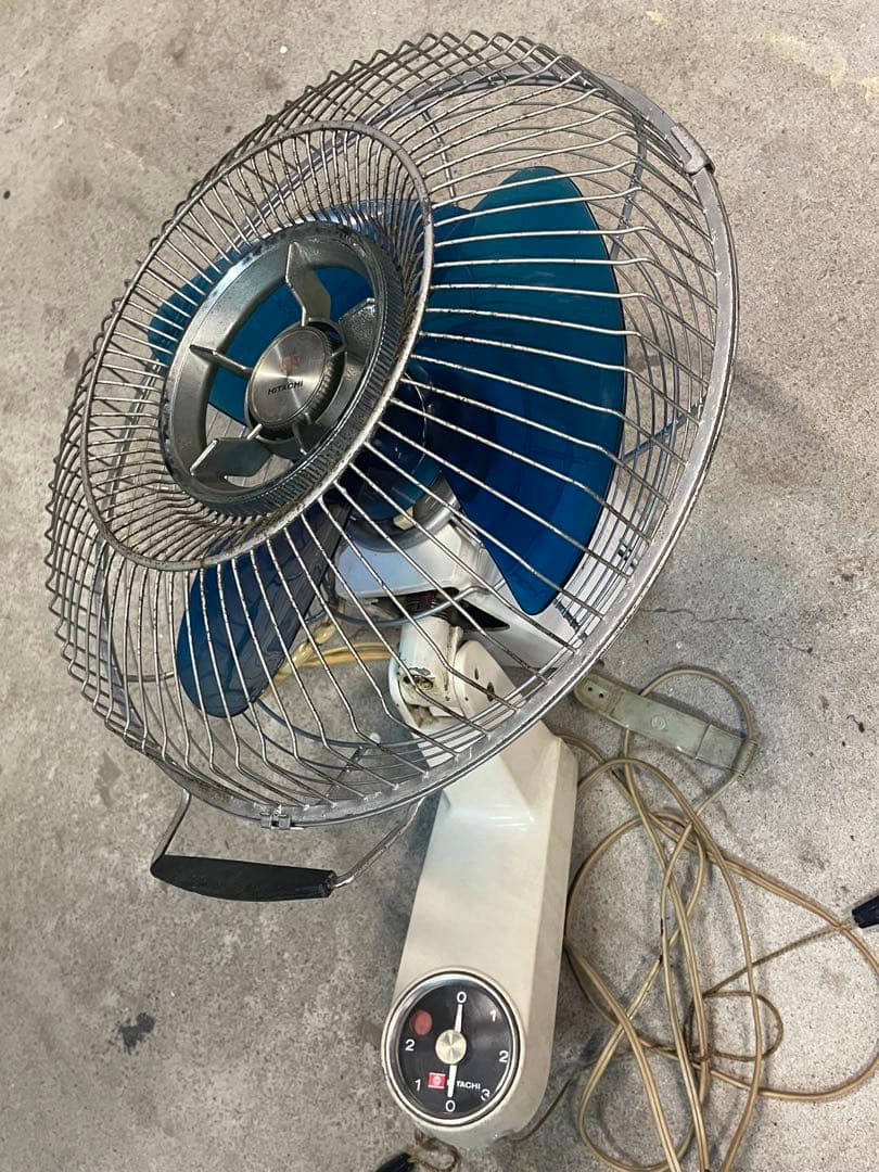 HITACHI レトロ扇風機　壁掛け用　B-673形【動作品】