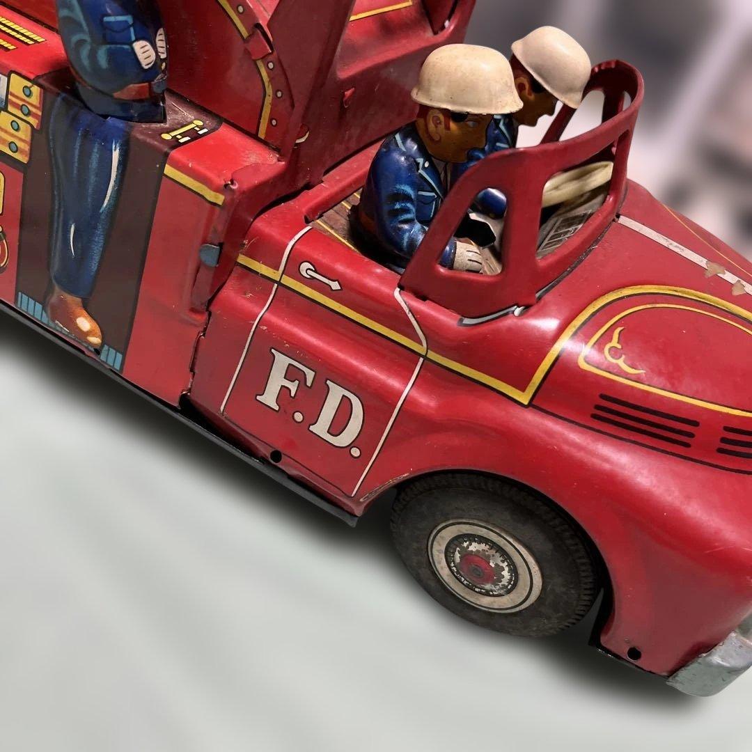 ぺ*ん様 ジャンク 箱無 ヨネザワ玩具 消防車 ブリキ