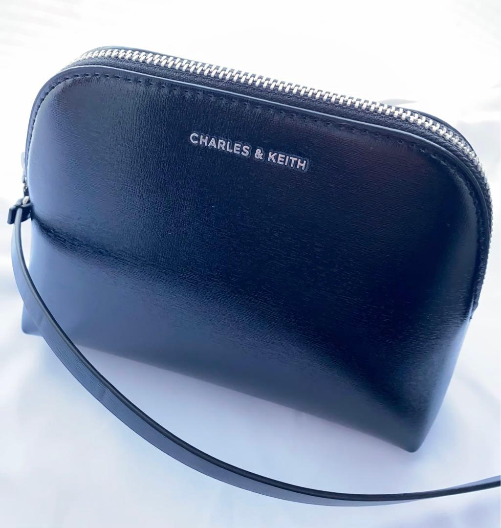 CHARLES & KEITH シグリッド ホーボーバッグ ノワールブラック黒