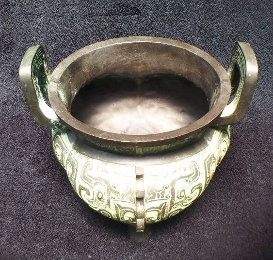 №骨董館　青銅　鉢　香炉　皇帝　古美術　ブロンズ