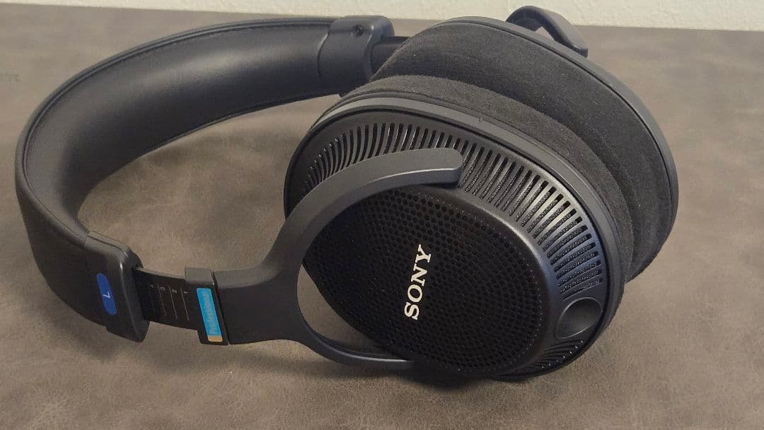 Sony MDR-MV1 ヘッドホン