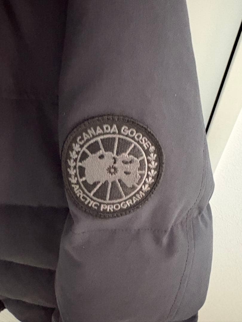 カナダグースブラックダウンジャケット