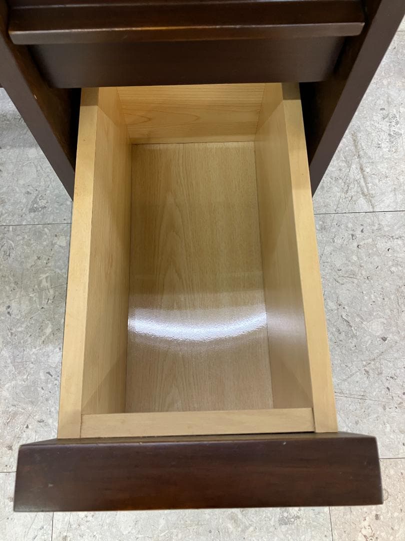 a.flat ドレッサー ブラウン