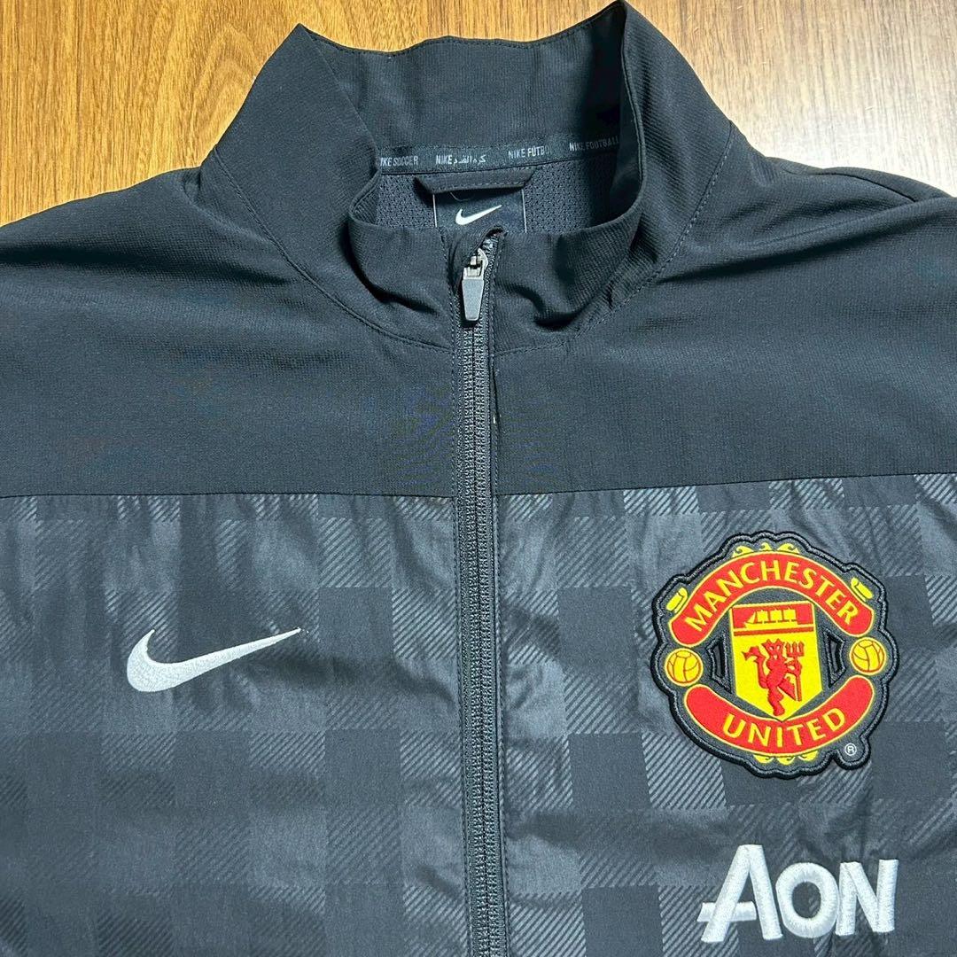 プロフ必読 NIKE マンチェスターユナイテッド アンセムジャケット