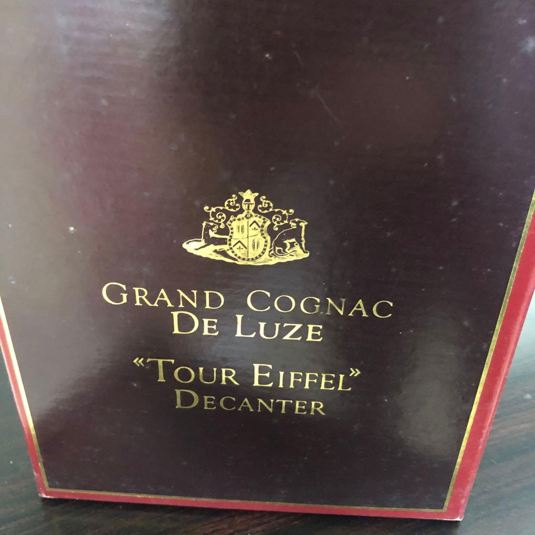 パリ　エッフェル塔　洋酒　コニャック