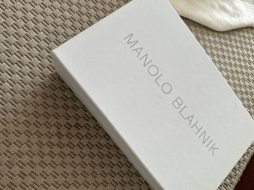 Manolo Blahnik ブラックミュール
