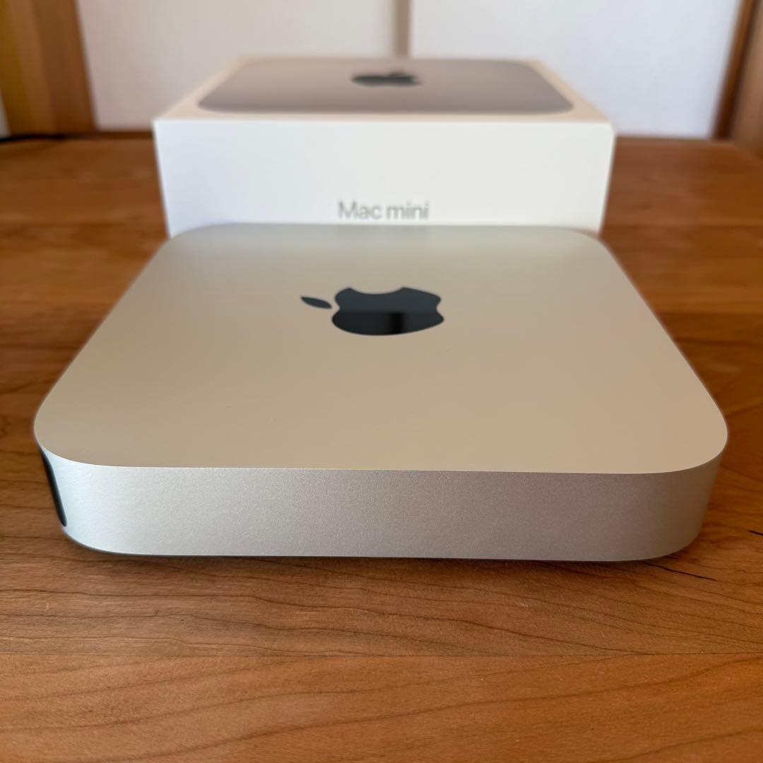 【美品】Mac mini M2チップ（8GBメモリ256GB）保証〜2025/3