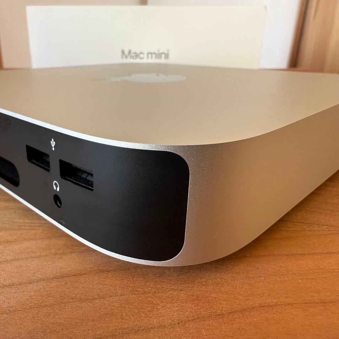 【美品】Mac mini M2チップ（8GBメモリ256GB）保証〜2025/3