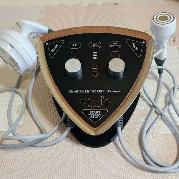 【美品】クワトロバーストキャビプレミア　業務用美容機器