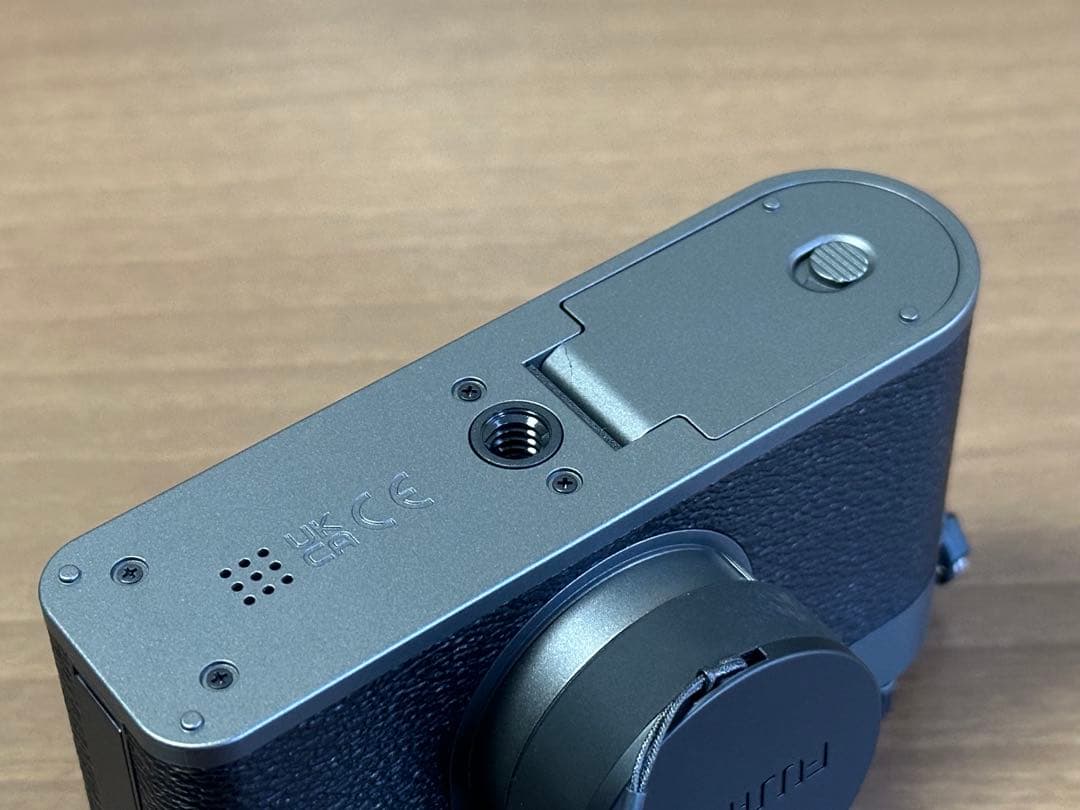 FUJIFILM X half チャコールグレー