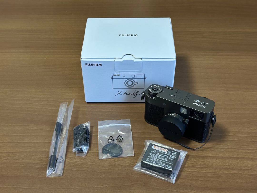 FUJIFILM X half チャコールグレー