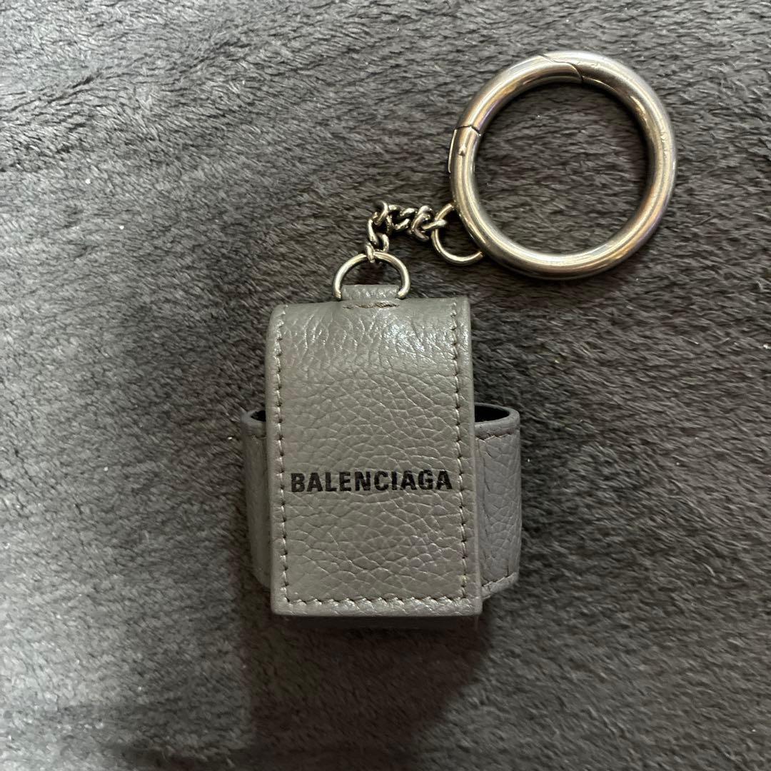 バレンシアガ　AirPodsケース　イヤホンケース　0801