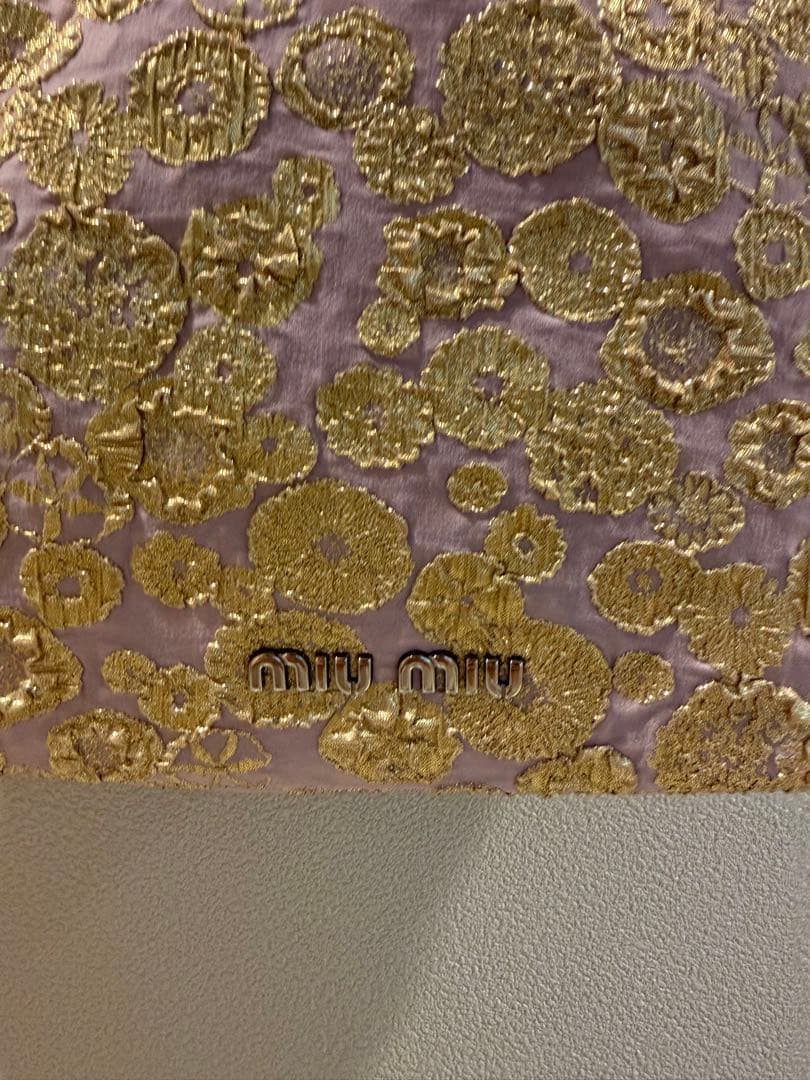 miu miu ポーチ型バッグ