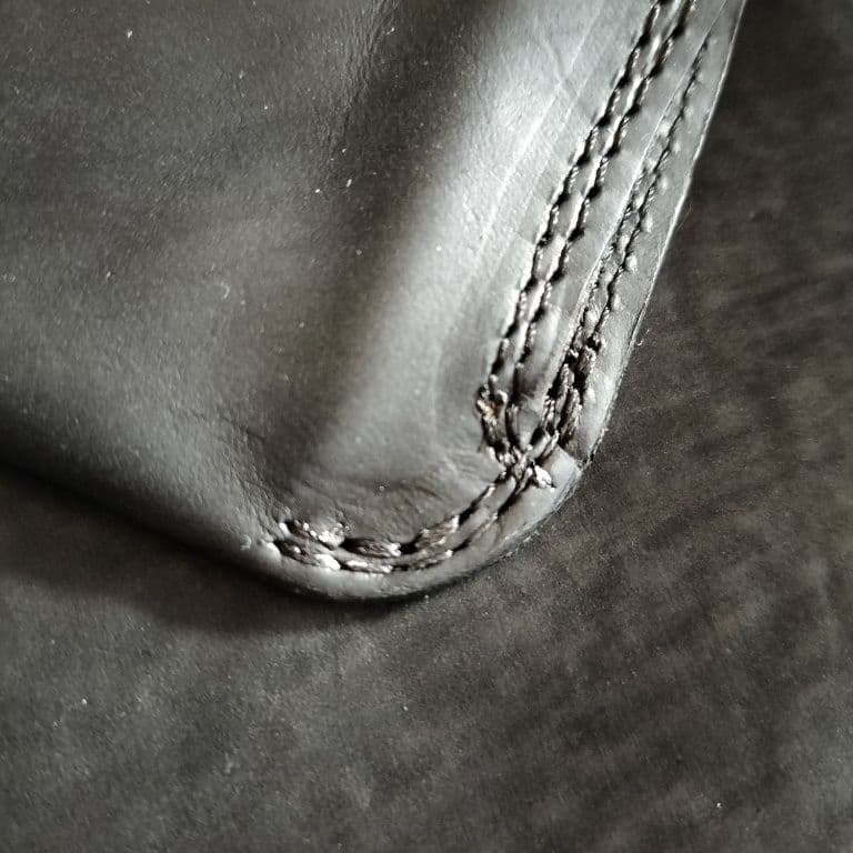 GUIDIアルチザンサコッシュA