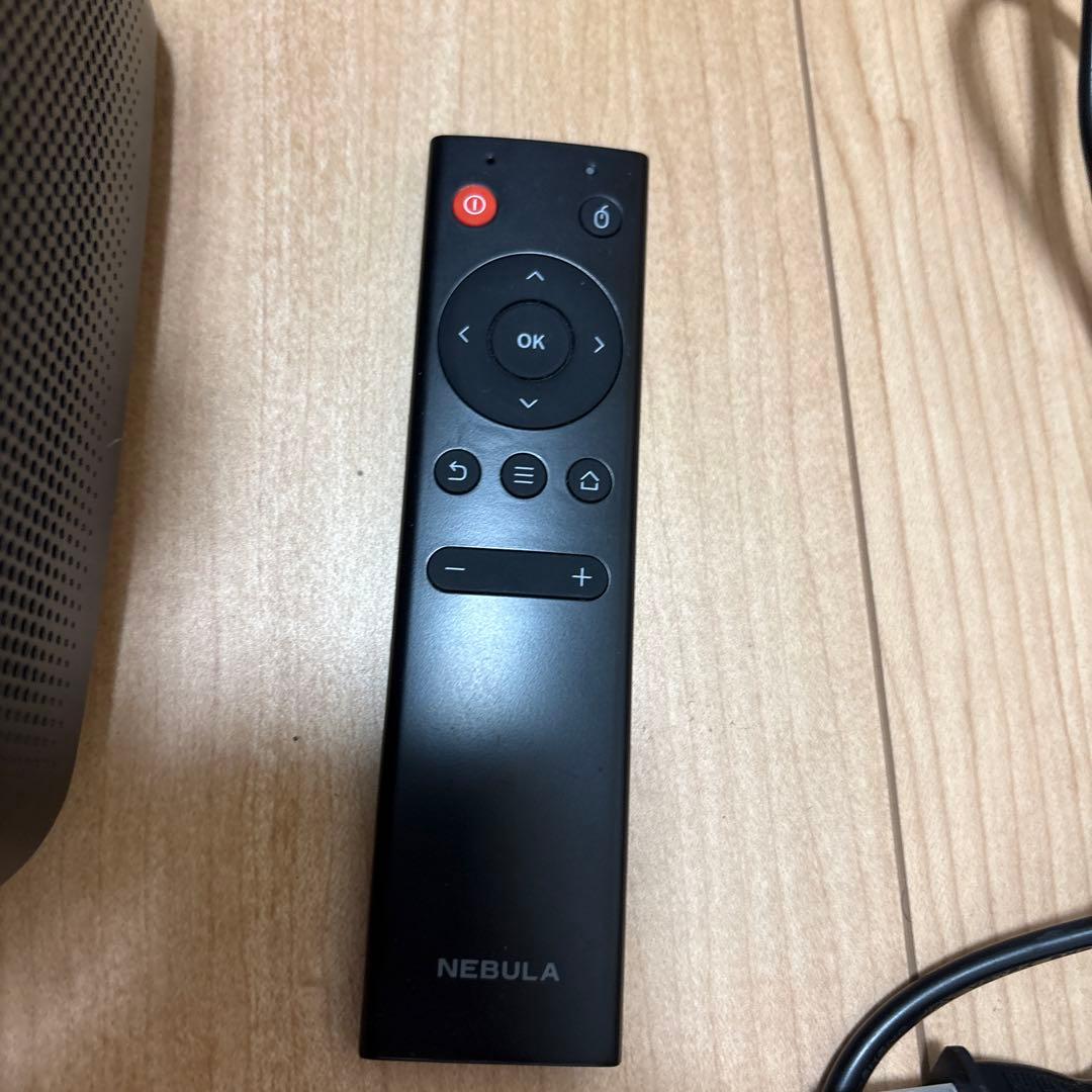 Anker Nebula Mars II Android　モバイルプロジェクター