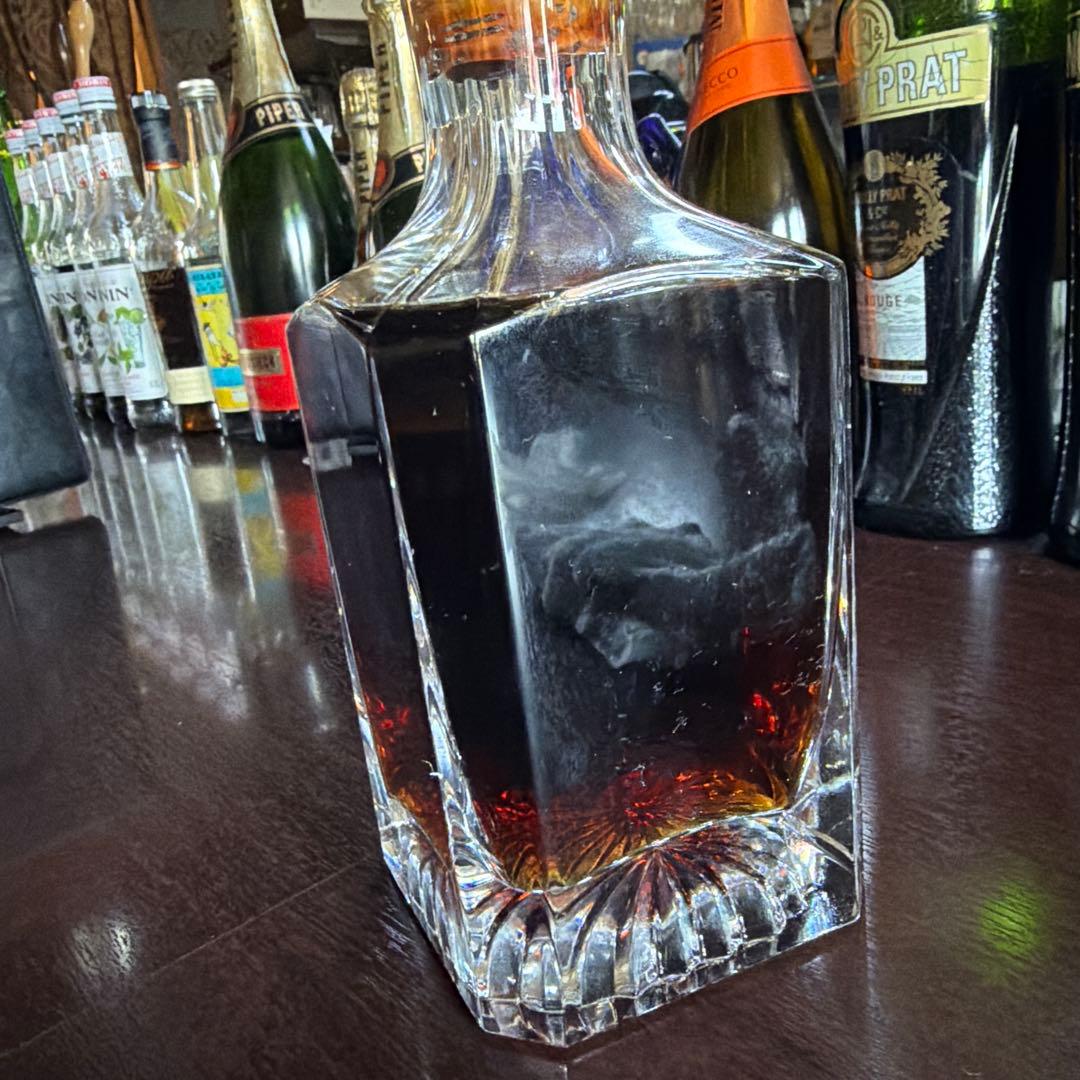 カットガラス デカンタ ブランデー用