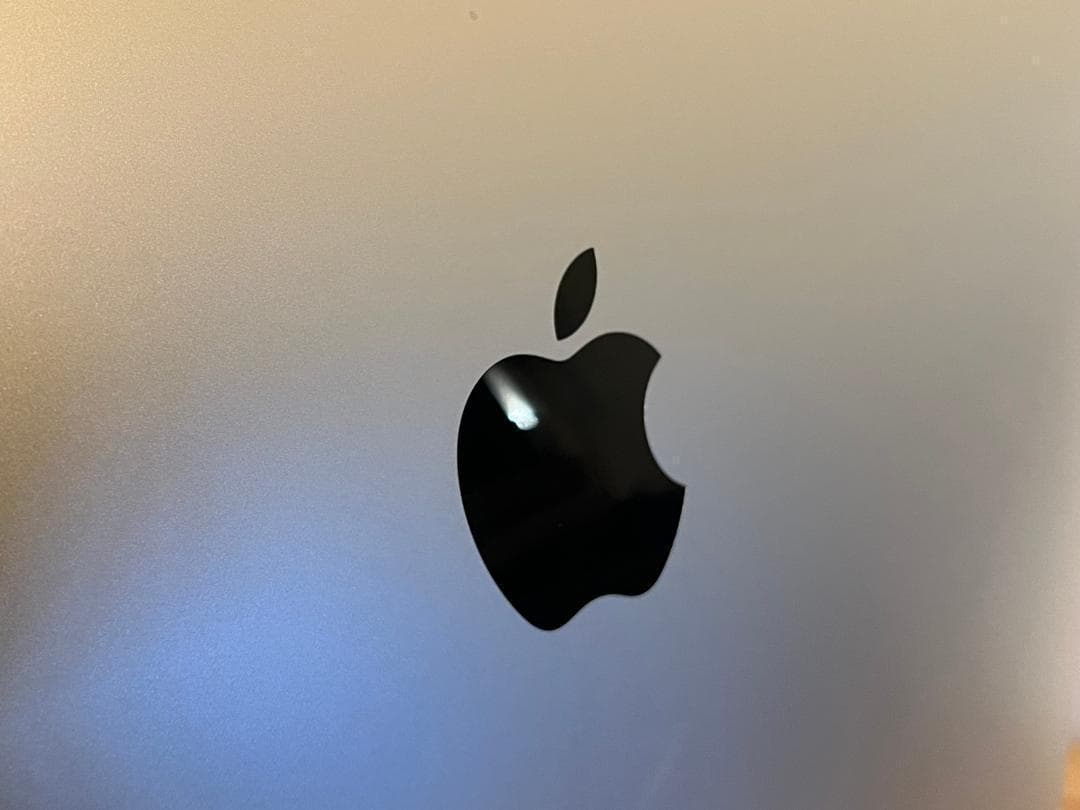【8ヶ月使用品】iMac 21.5インチ Core i5-5575R/8GB