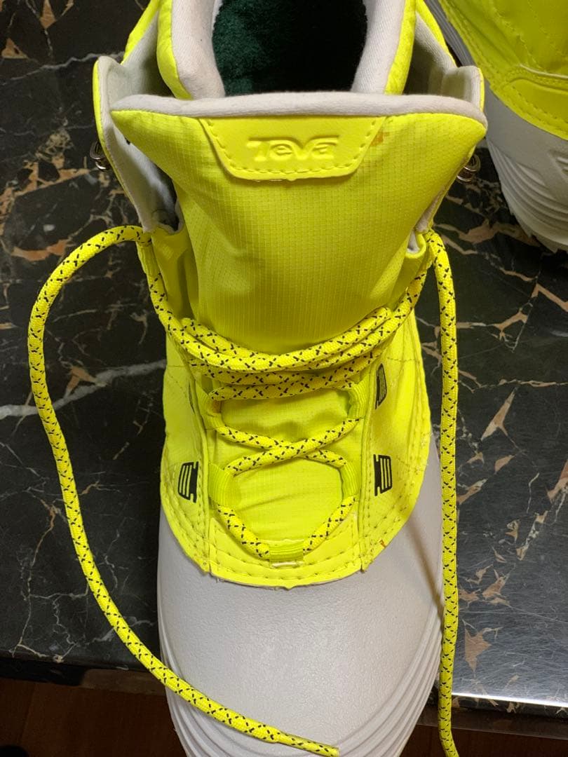 未使用 Teva スノーブーツ