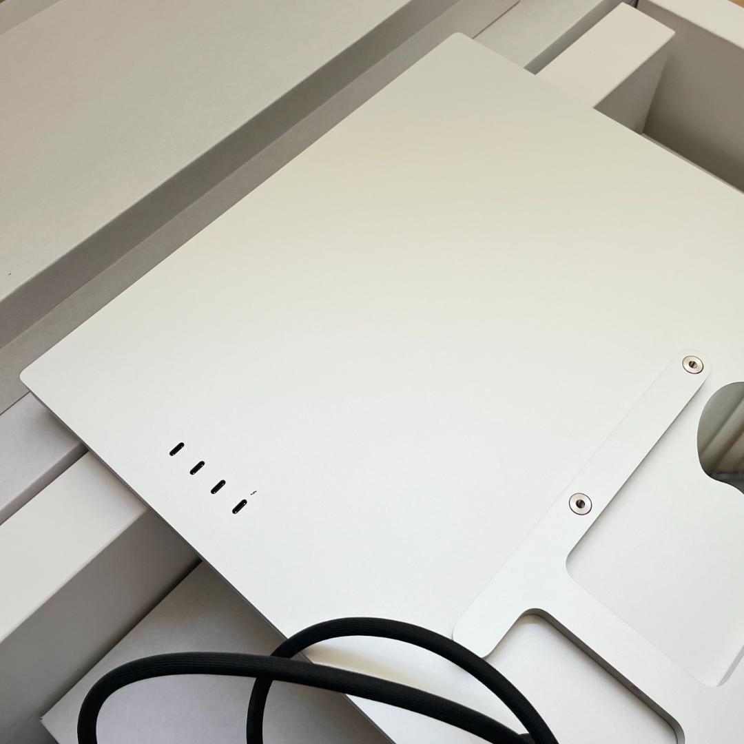 ディスプレイ・モニター本体 Apple Studio Display VESA Nano-texture