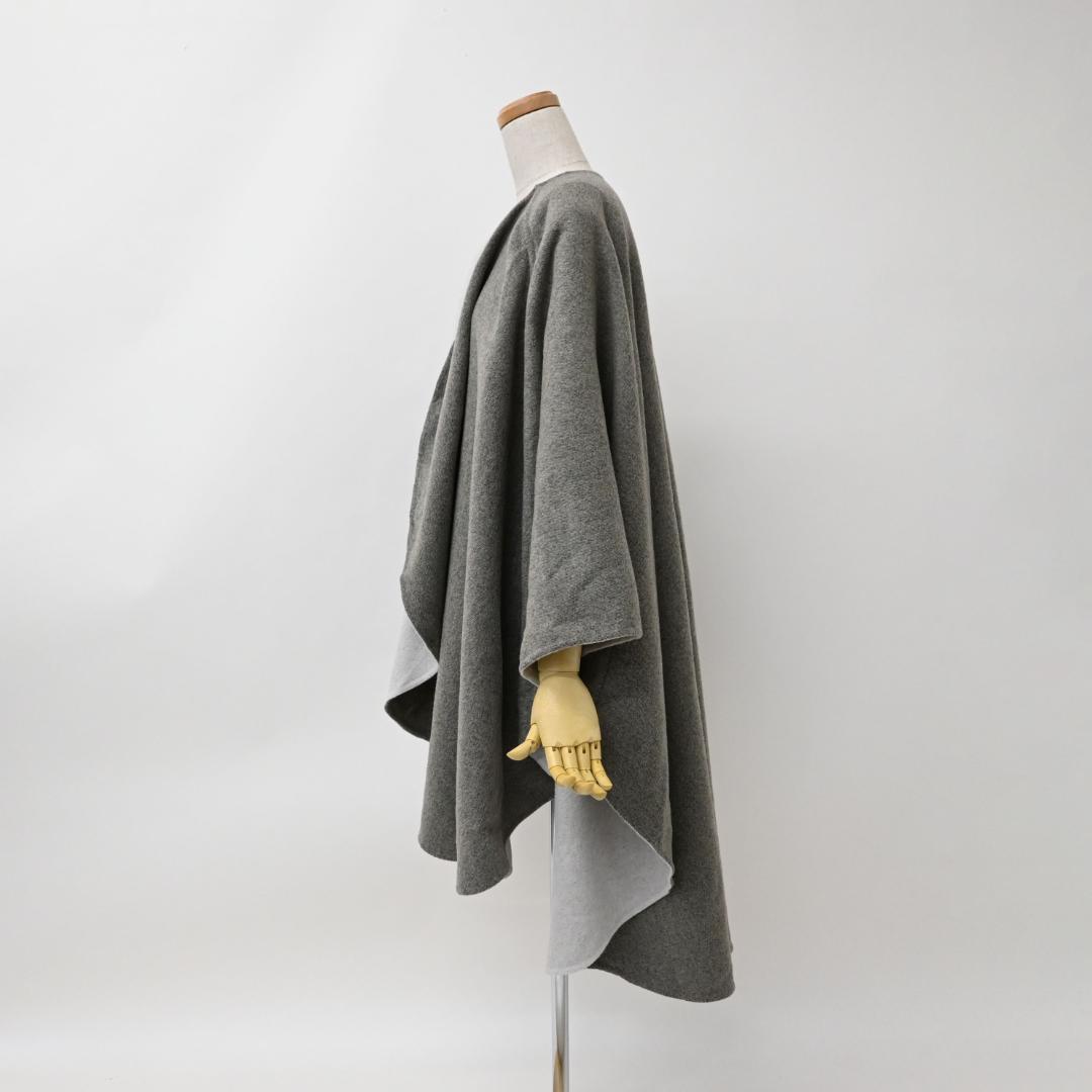 47945★年 イッセイミヤケ ポンチョコート マフラー付き グレー