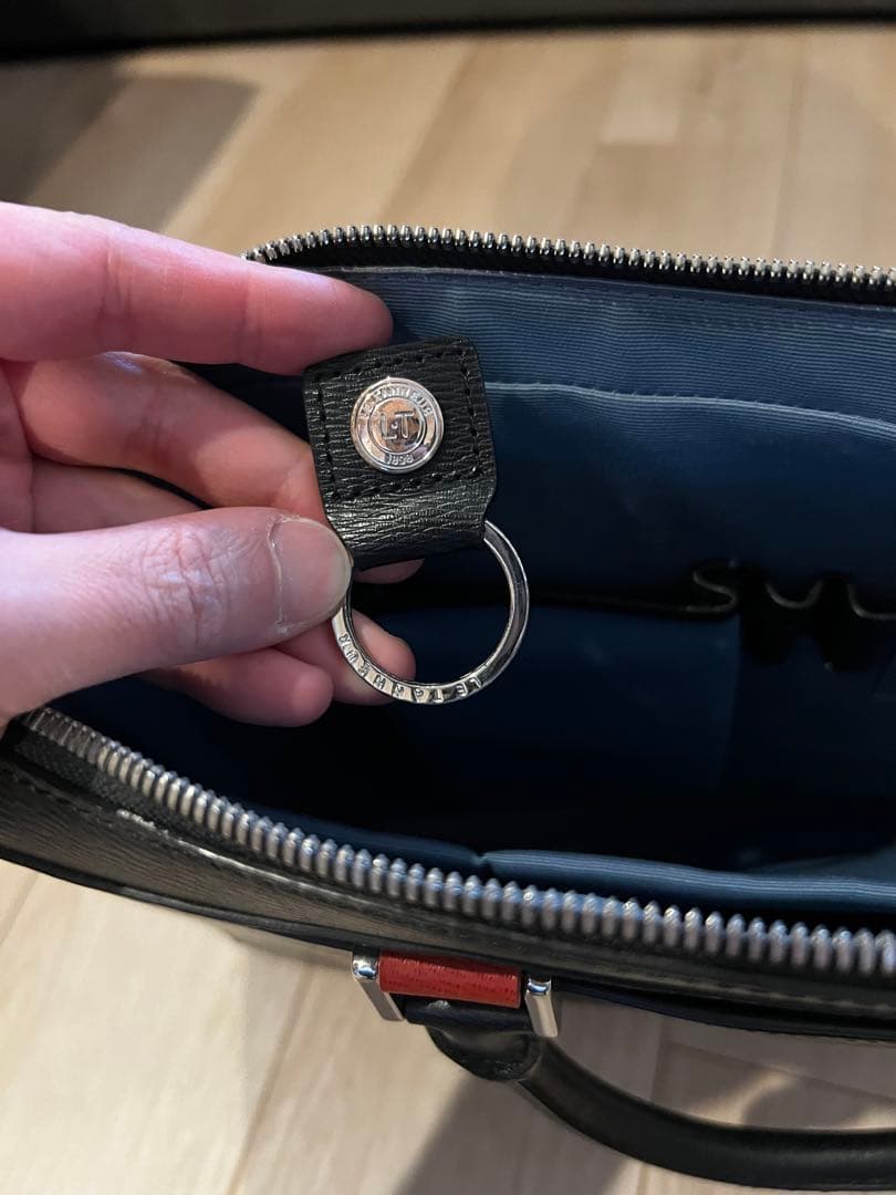 「美品／A4可／本革／フランス老舗」LeTanneur ル・タナーブリーフケース