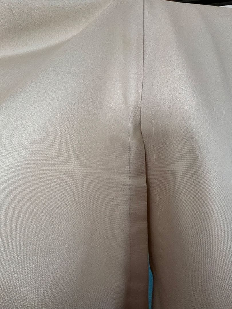 美品　訪問着　ベージュ　草花　卒業式　入学式　七五三　お宮参り　金糸