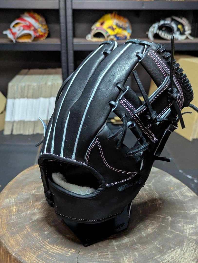 硬式野球用 黒レザーグローブ