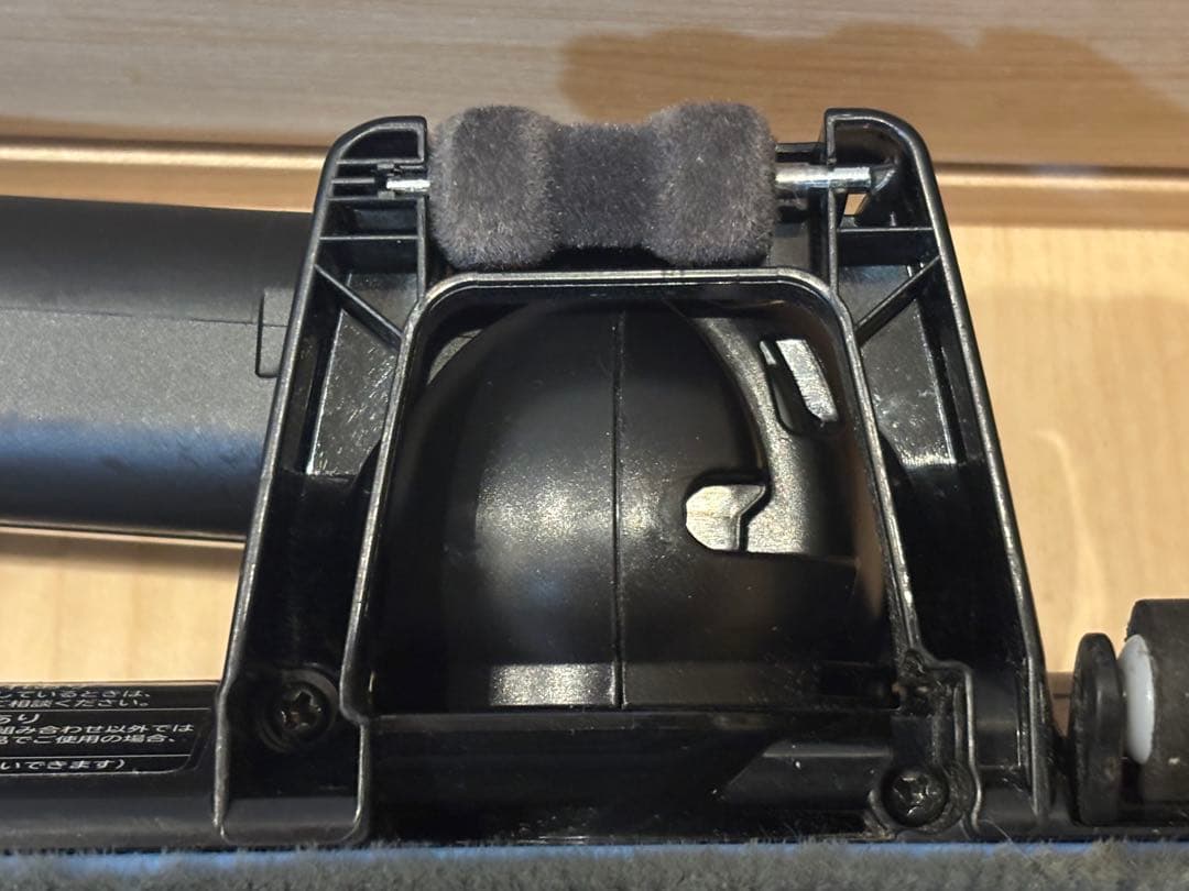 HITACHI コードレス掃除機　PV-BL3L BT未使用近収納付スタンド