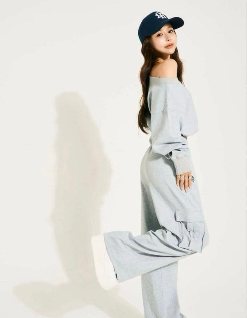 LIBEIRO リベイロ　鈴木亜美コラボ スウェット　セットアップ　トップス