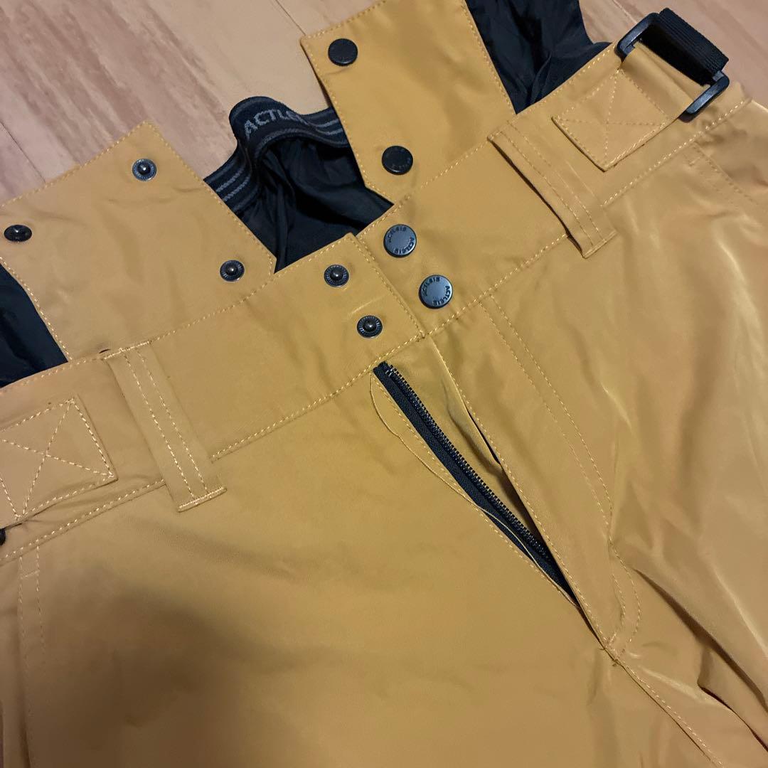 最終値下げ（使用回数1回のみ）スノボ/スノーボードウェア上下セット