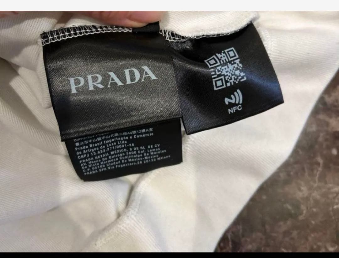 PRADA ホワイト ロゴ スウェット