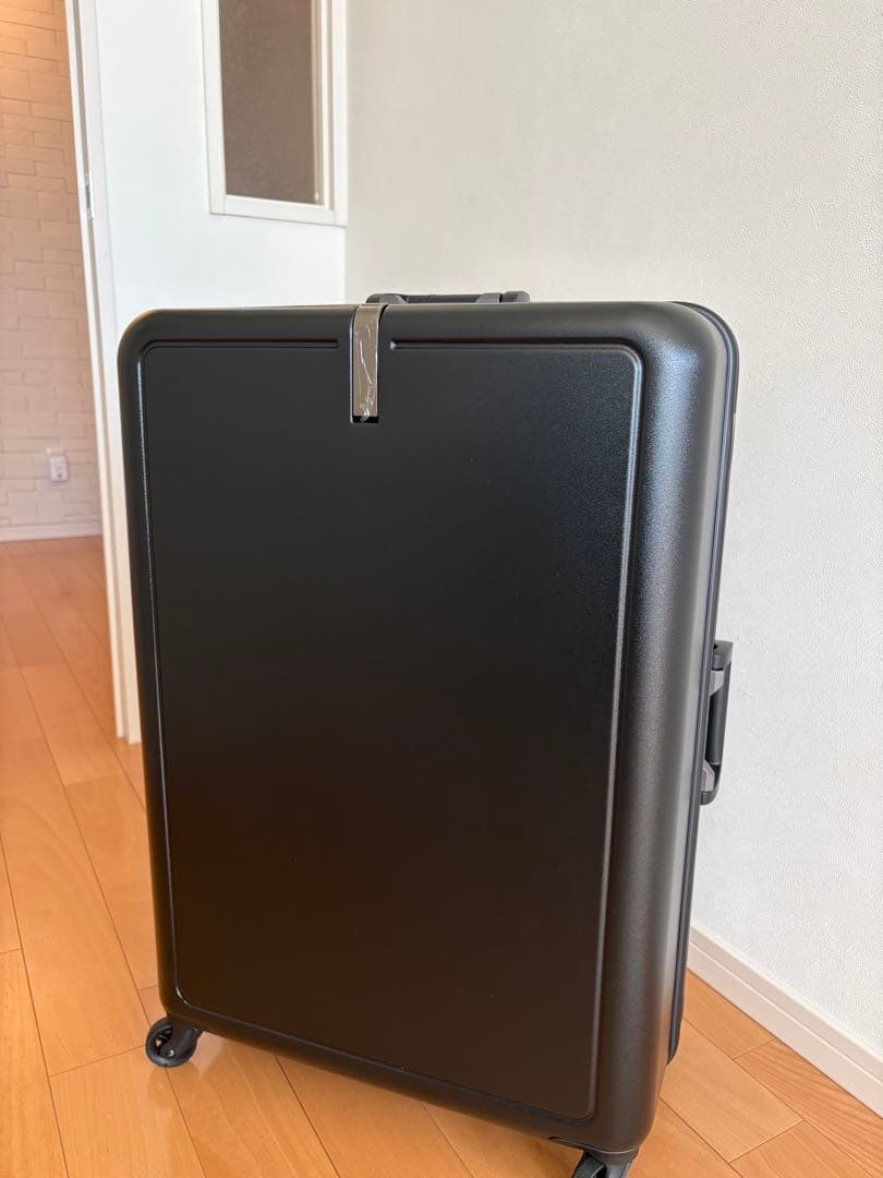 新品未使用★ハードキャリーケース