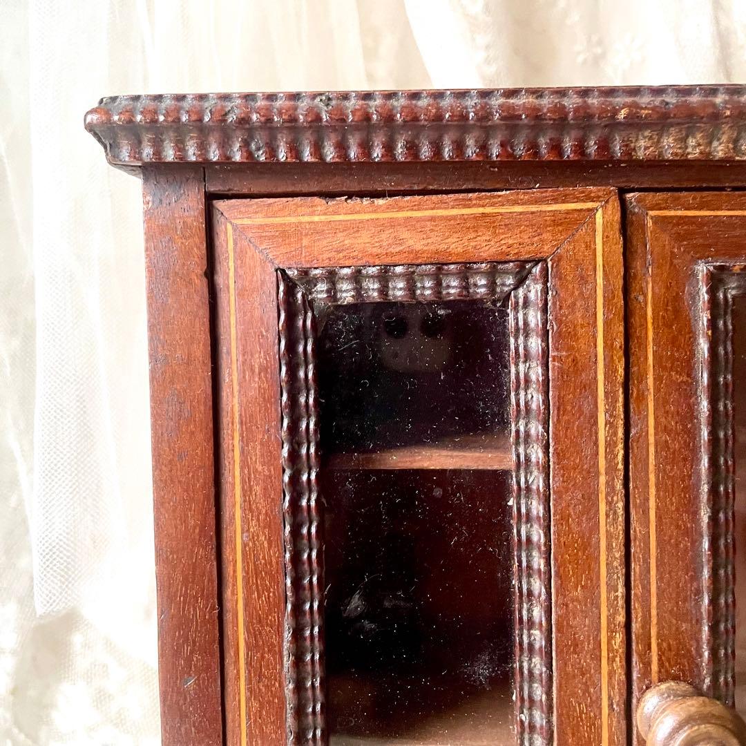 ドールキャビネット　フランスアンティーク　カップボード　ディネット　引き出し付き