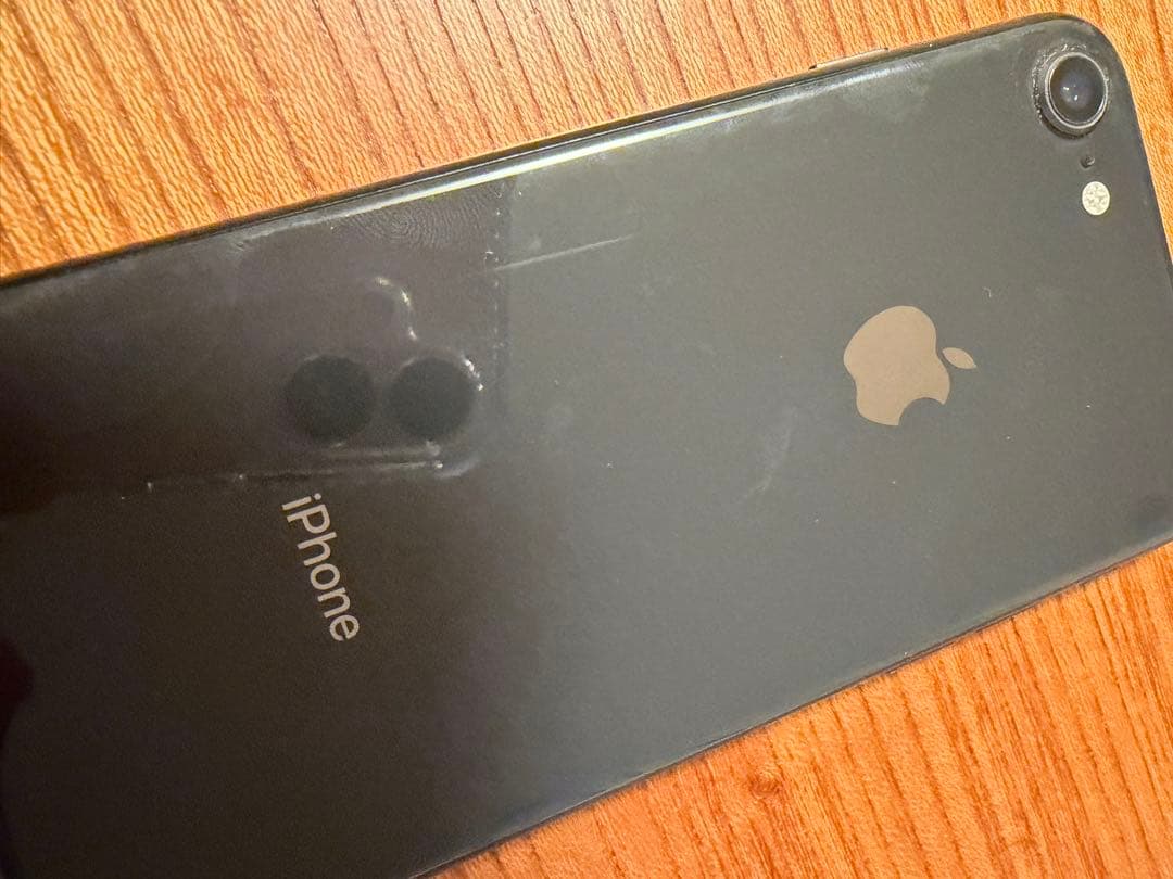 iPhone 8 64GB iFaceのカバー