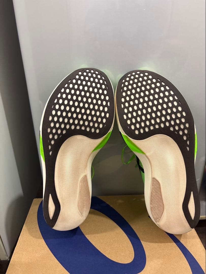 アシックスメタスピードエッジ東京 27.5 asics