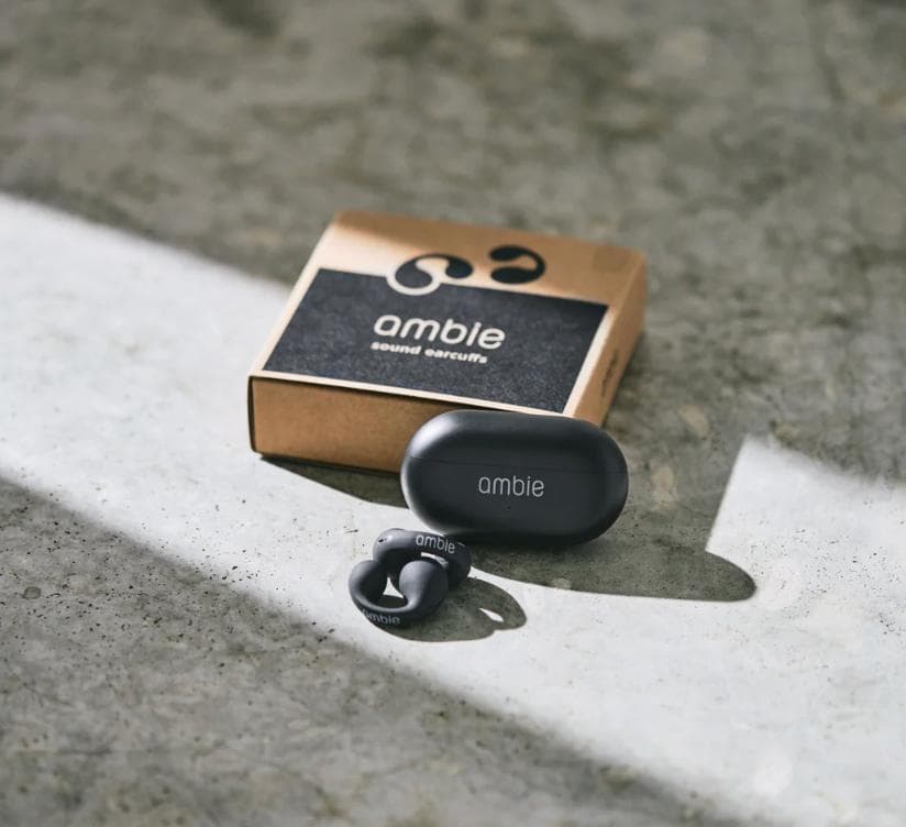 イヤホン ambie sound earcuffs Black AM-TW02