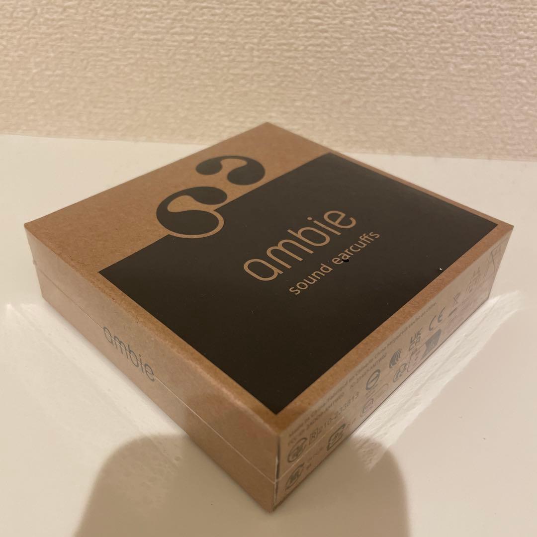 イヤホン ambie sound earcuffs Black AM-TW02