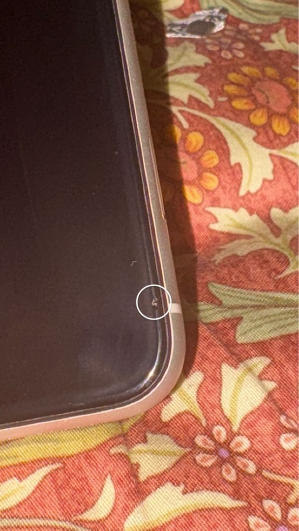 Apple iPhone 11ホワイト本体のみ