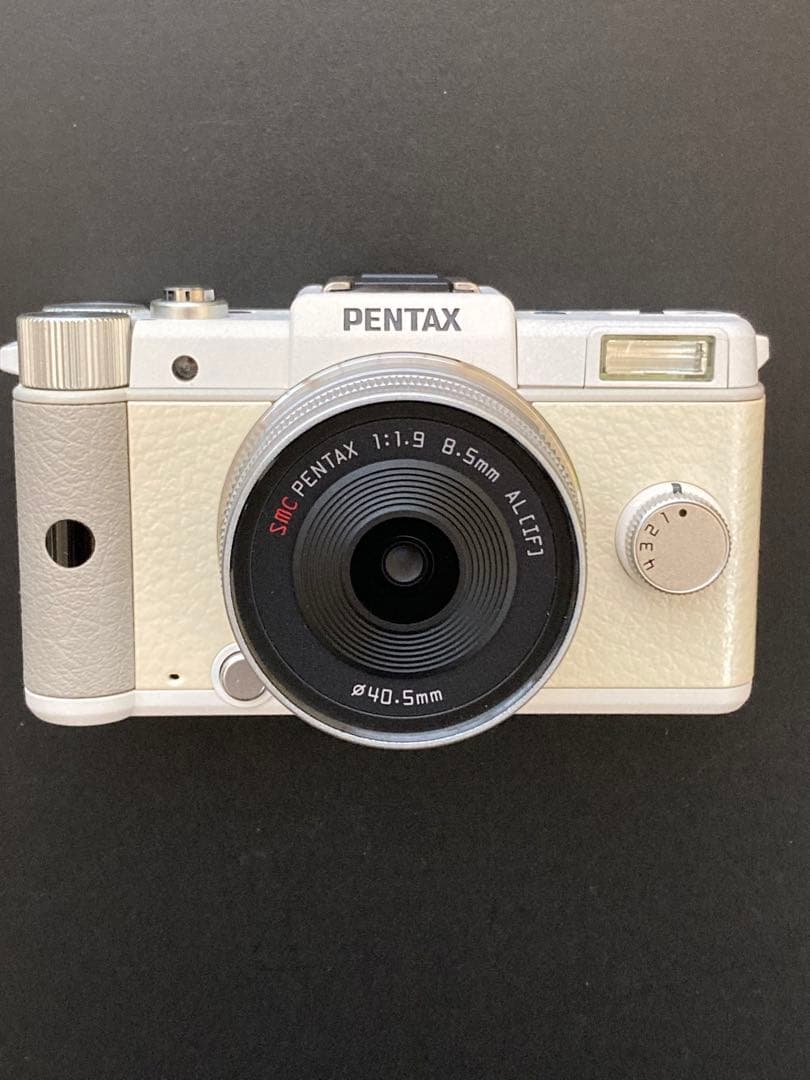 PENTAX ペンタックス　ミラーレス一眼Q ホワイト　01レンズセット