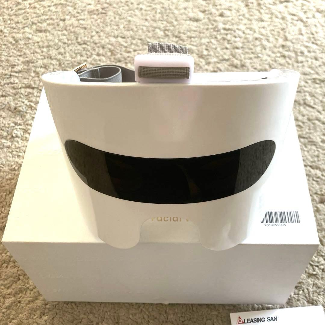 PLEASING SAN プリージングサン　目元美顔器