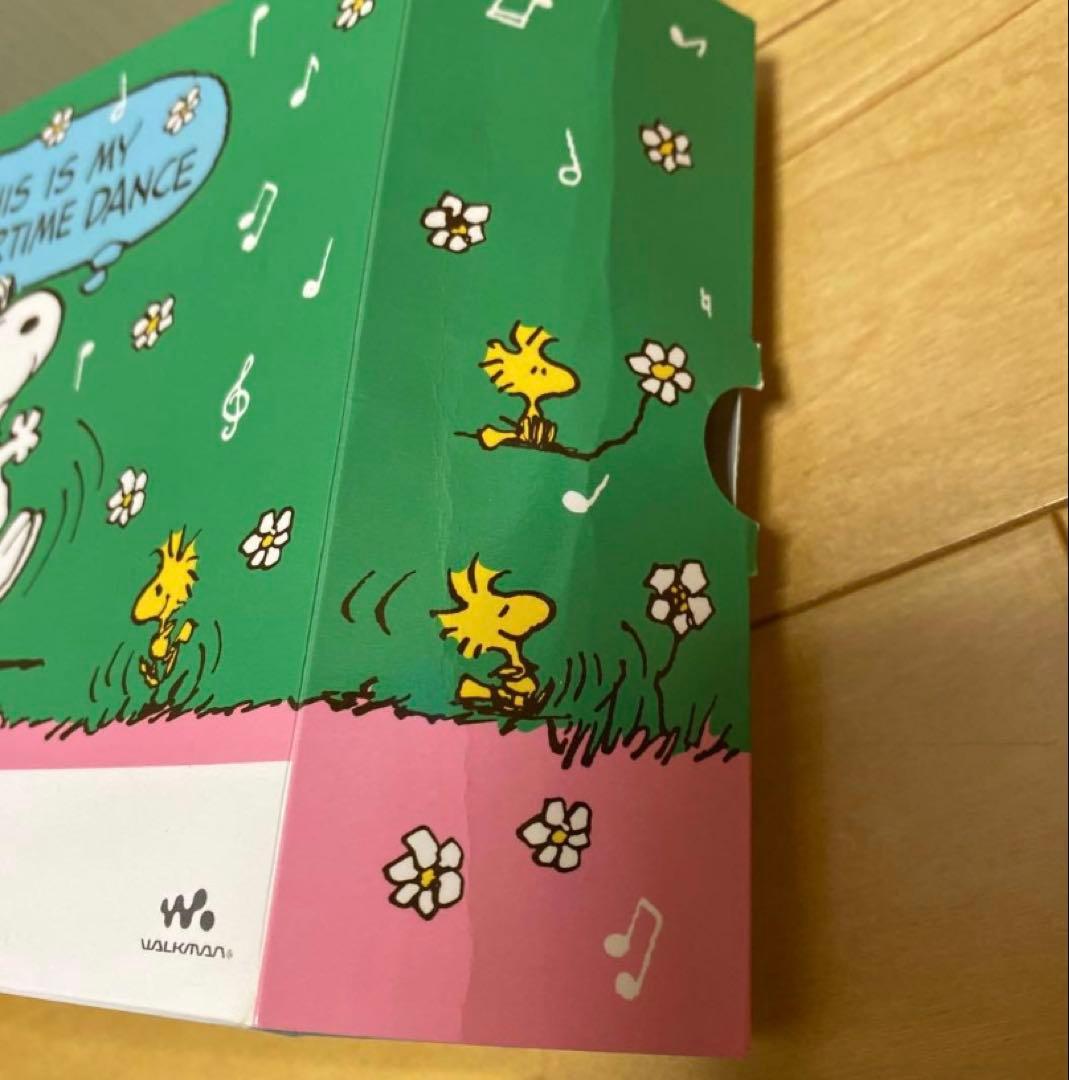 SONY ウォークマンホワイト スヌーピーコラボ　Bluetooth 対応