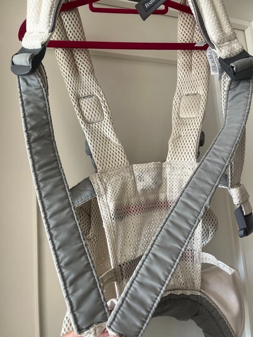 超美品　BabyBjörn ベビービョルン　抱っこ紐　ハーモニー　クリーム