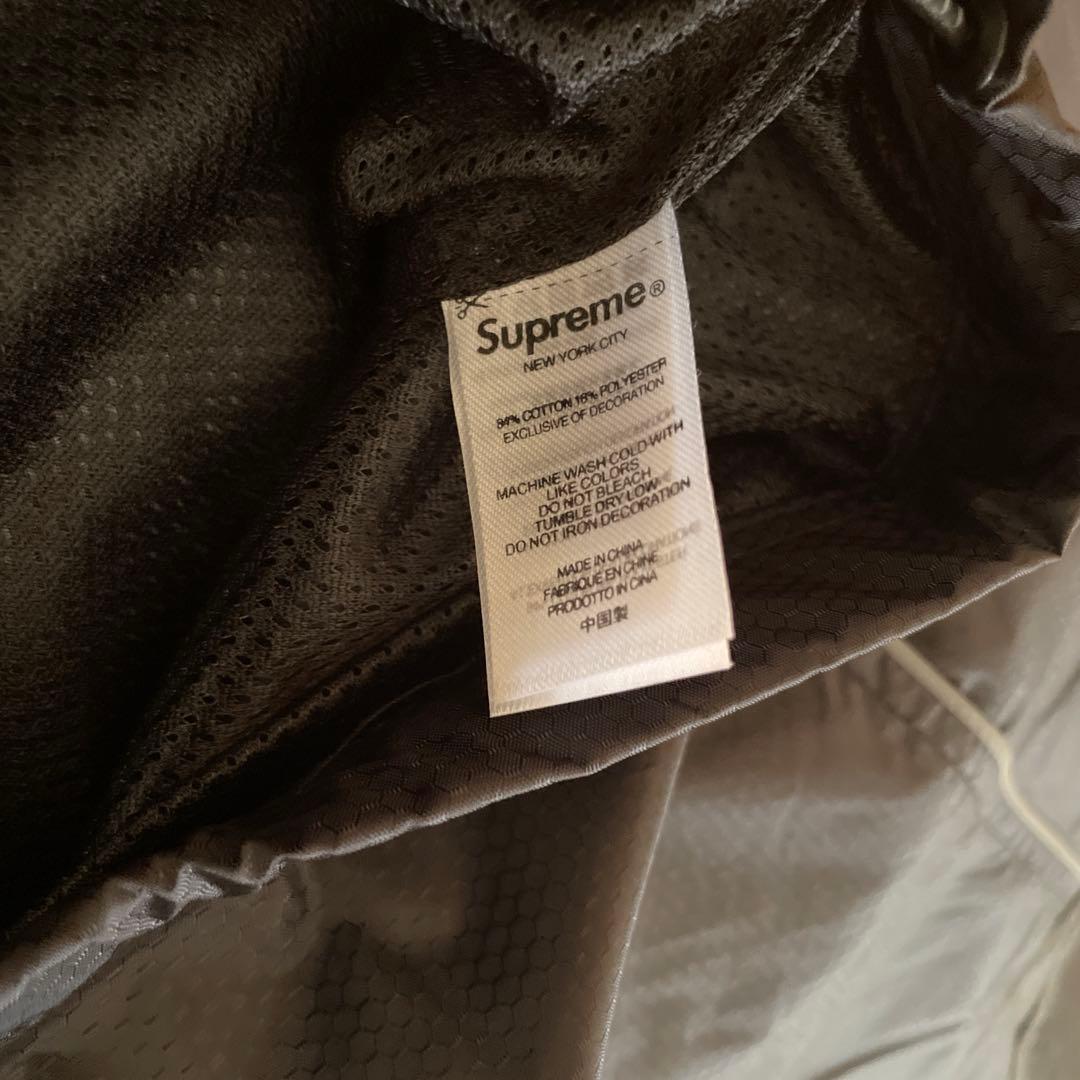 ヒ*ト様 supreme Reflective Piping Pullover