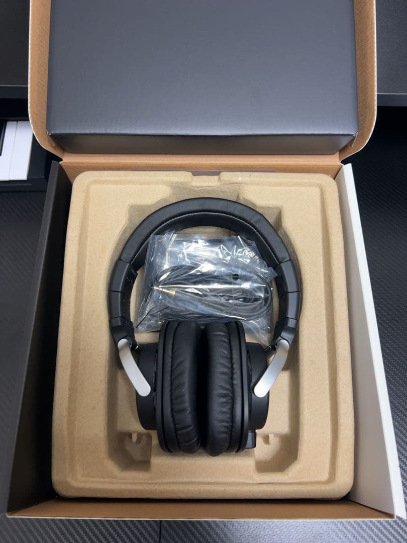 ヘッドホン YAMAHA HPH-MT8