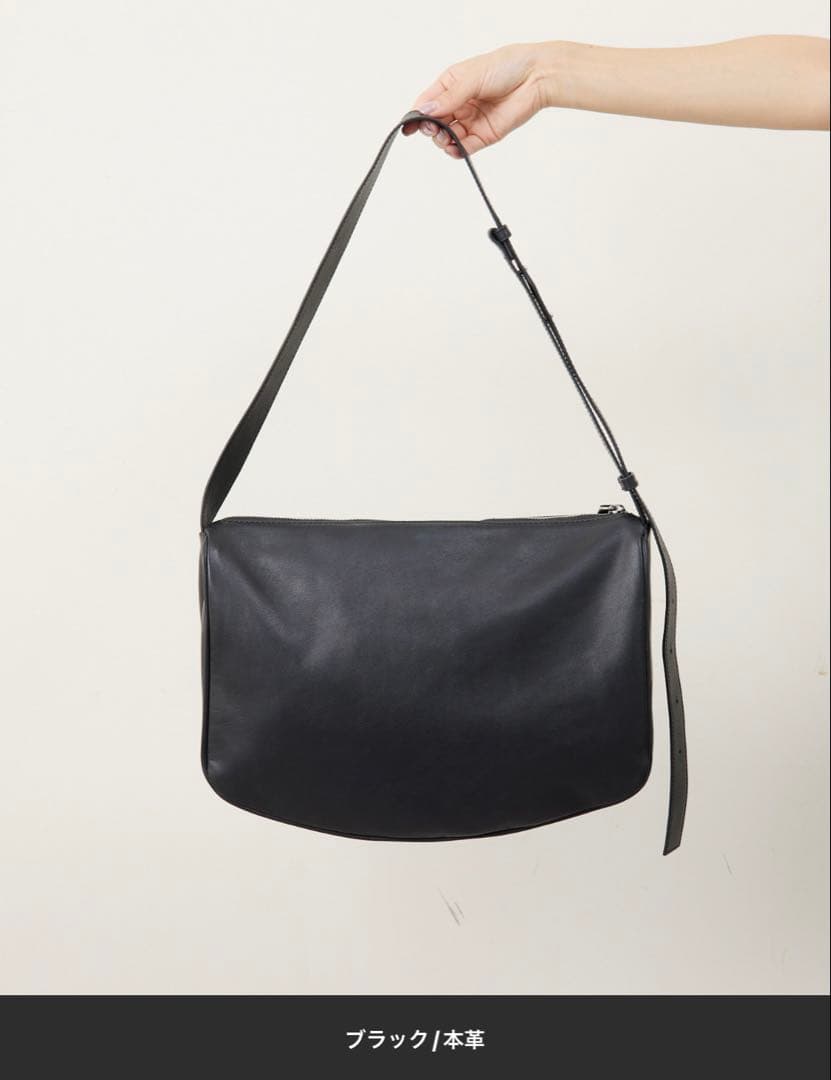 ear PAPILLONNERスワロ―マチショルダーバッグ