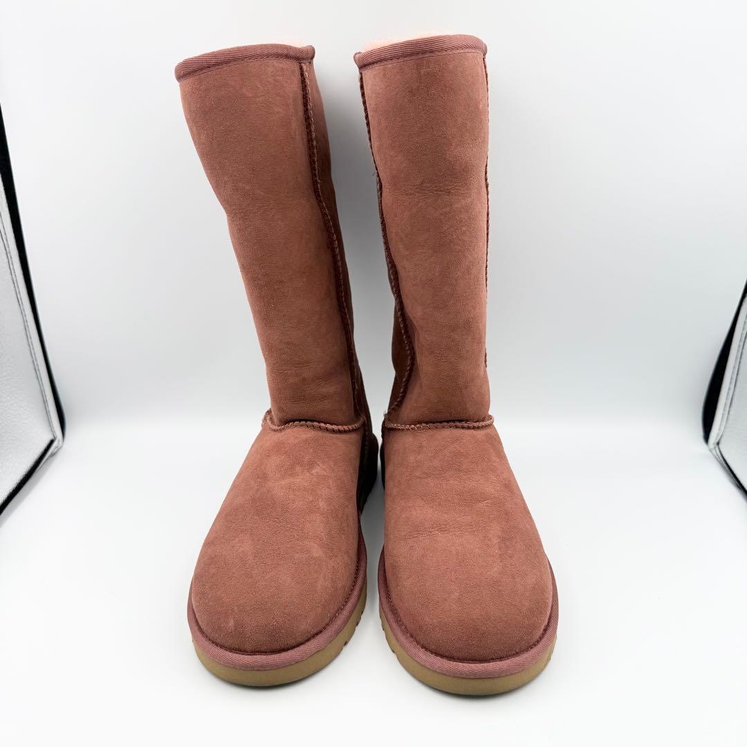 未使用品　箱付き　UGG W CLASSIC TALL　5815W　24cm