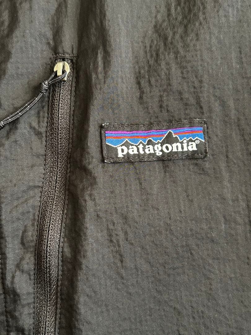 patagonia フーディニジャケット Mサイズ ブラック